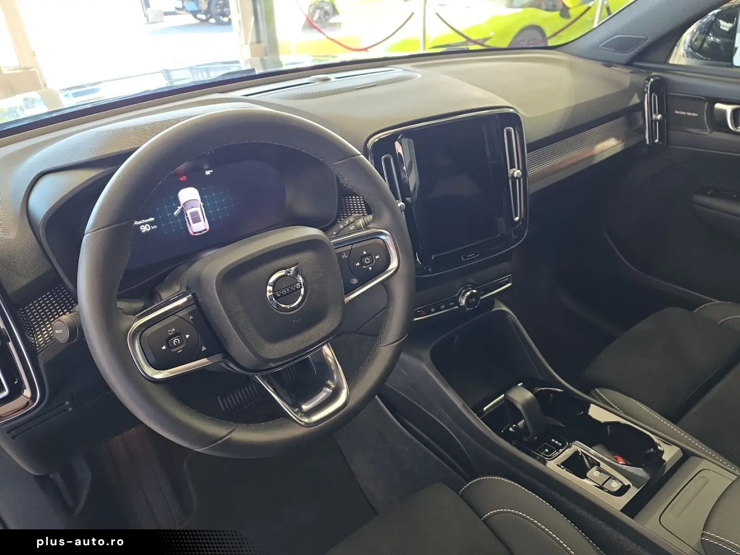 VOLVO XC40 B4 Ultimate Dark AWD ACC BLIS AHK Pano 360