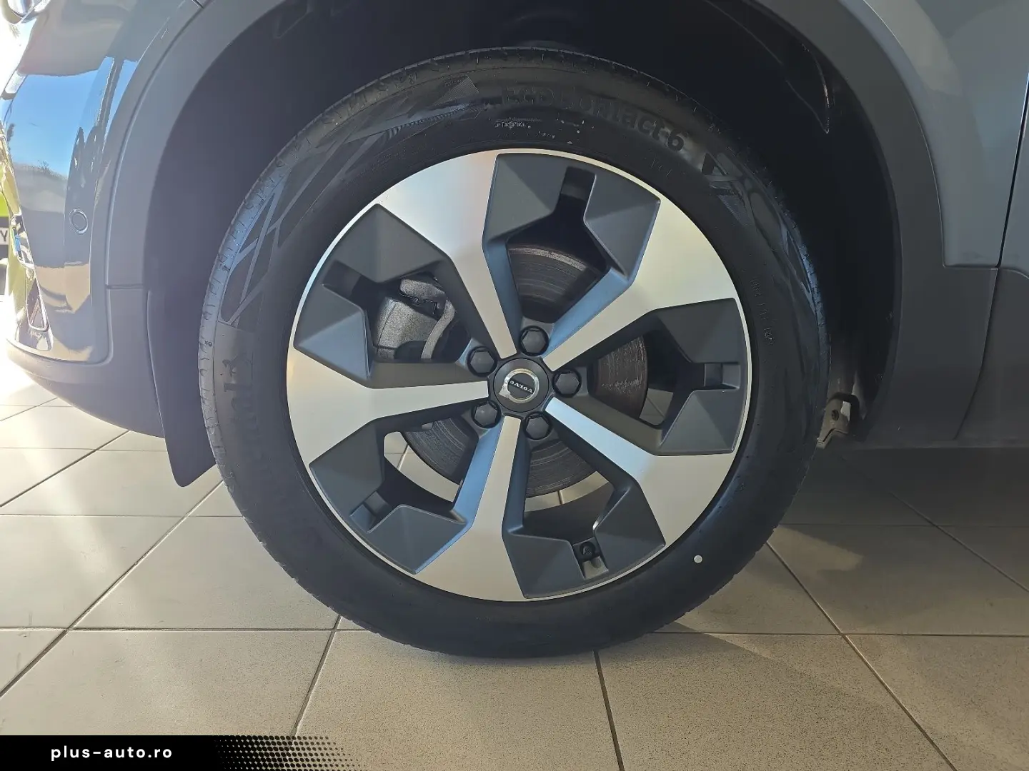 VOLVO XC40 B4 Ultimate Dark AWD ACC BLIS AHK Pano 360