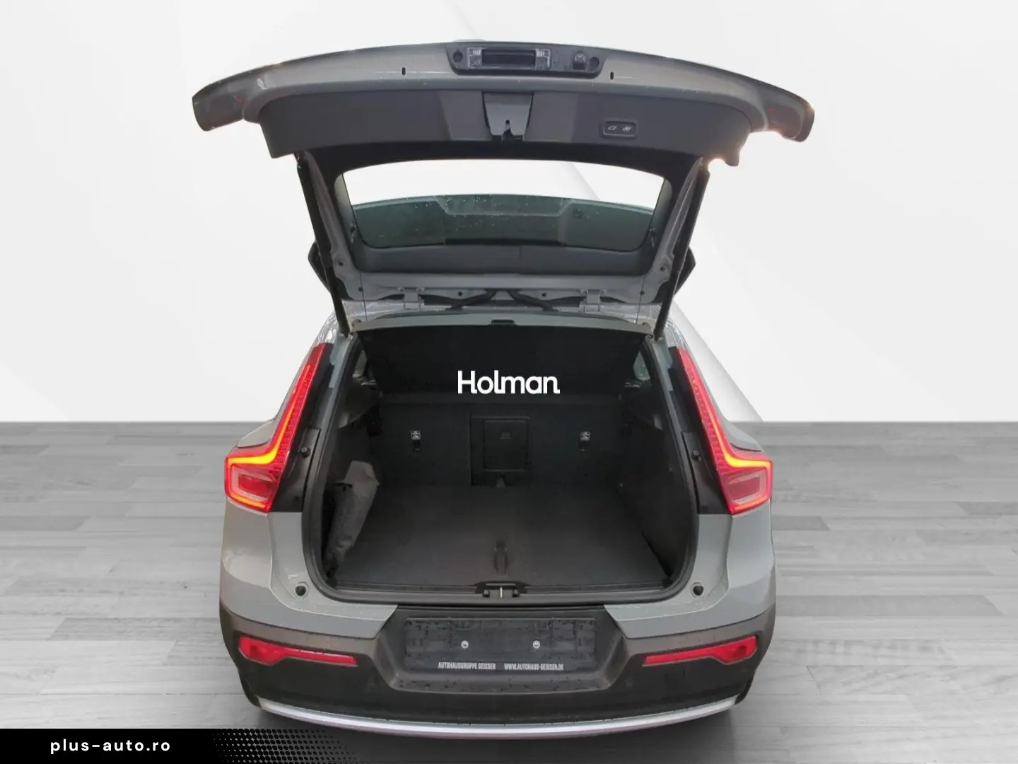 VOLVO XC40 B3 B DKG Core RFK Navi LED