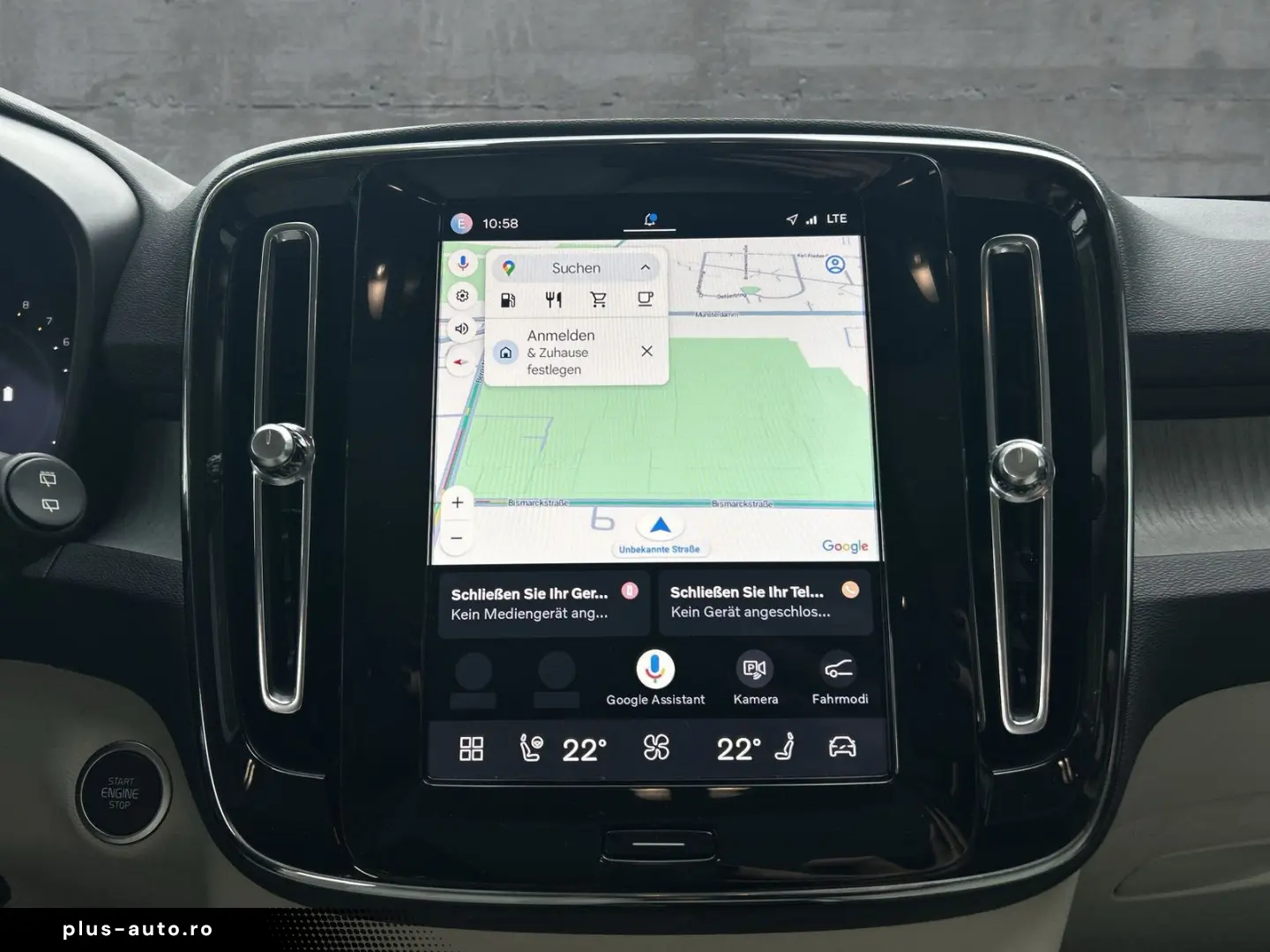 VOLVO XC40 B4 2WD Ultimate Dark