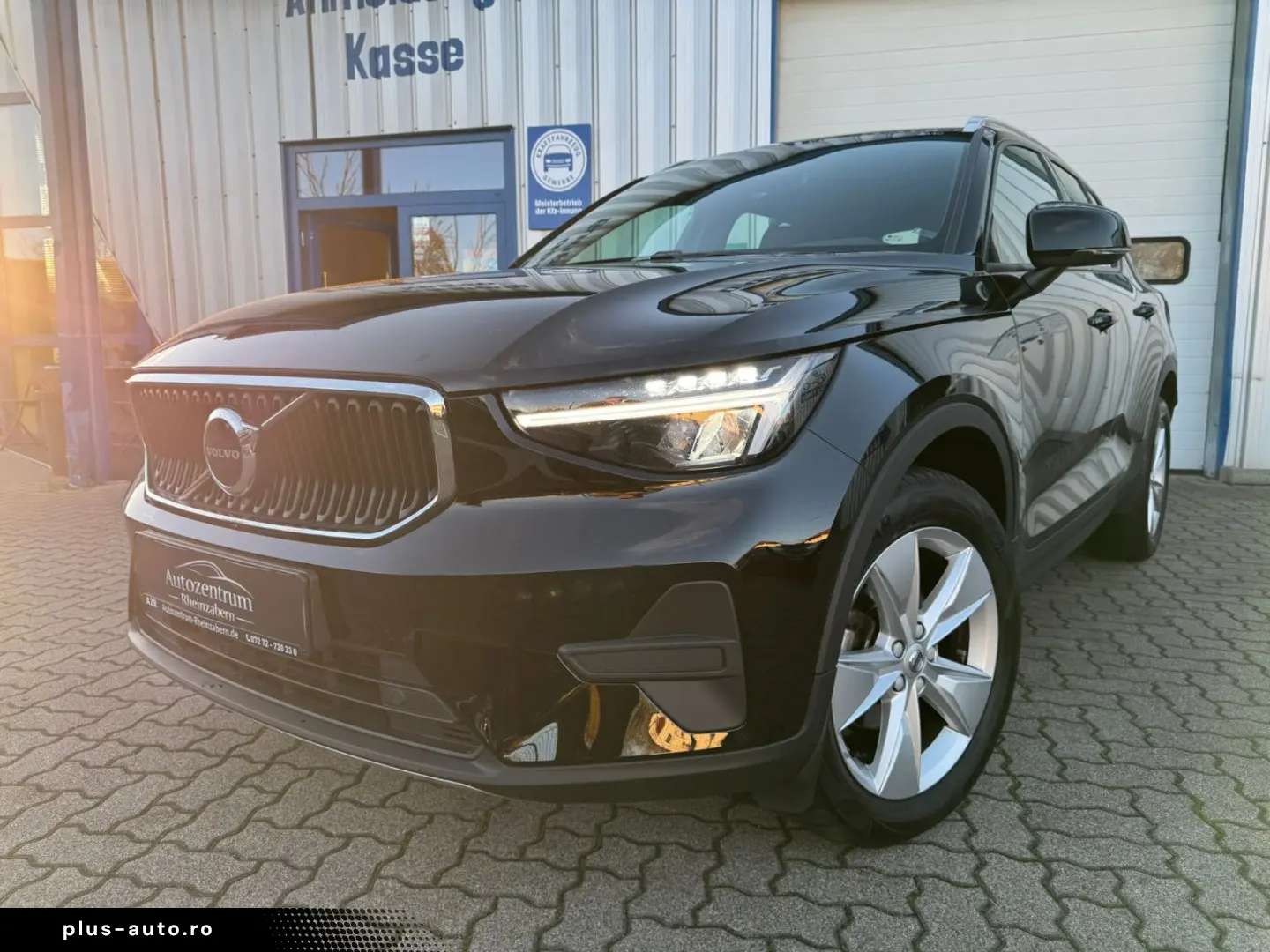 VOLVO XC40   CORE   KAMERA   NAVI   AUT   TEMP   SZH
