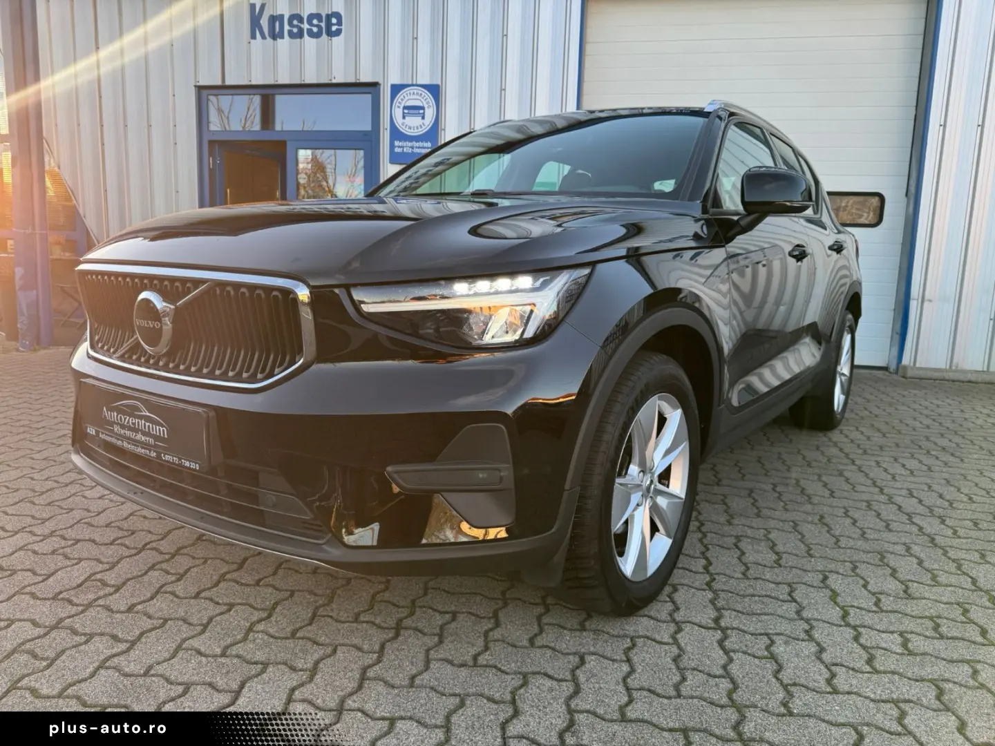 VOLVO XC40   CORE   KAMERA   NAVI   AUT   TEMP   SZH