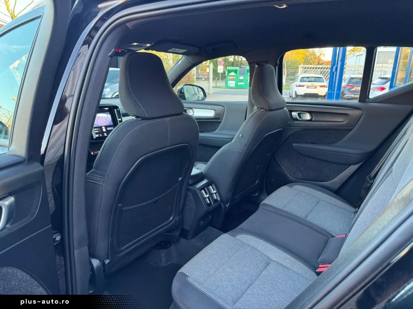 VOLVO XC40   CORE   KAMERA   NAVI   AUT   TEMP   SZH