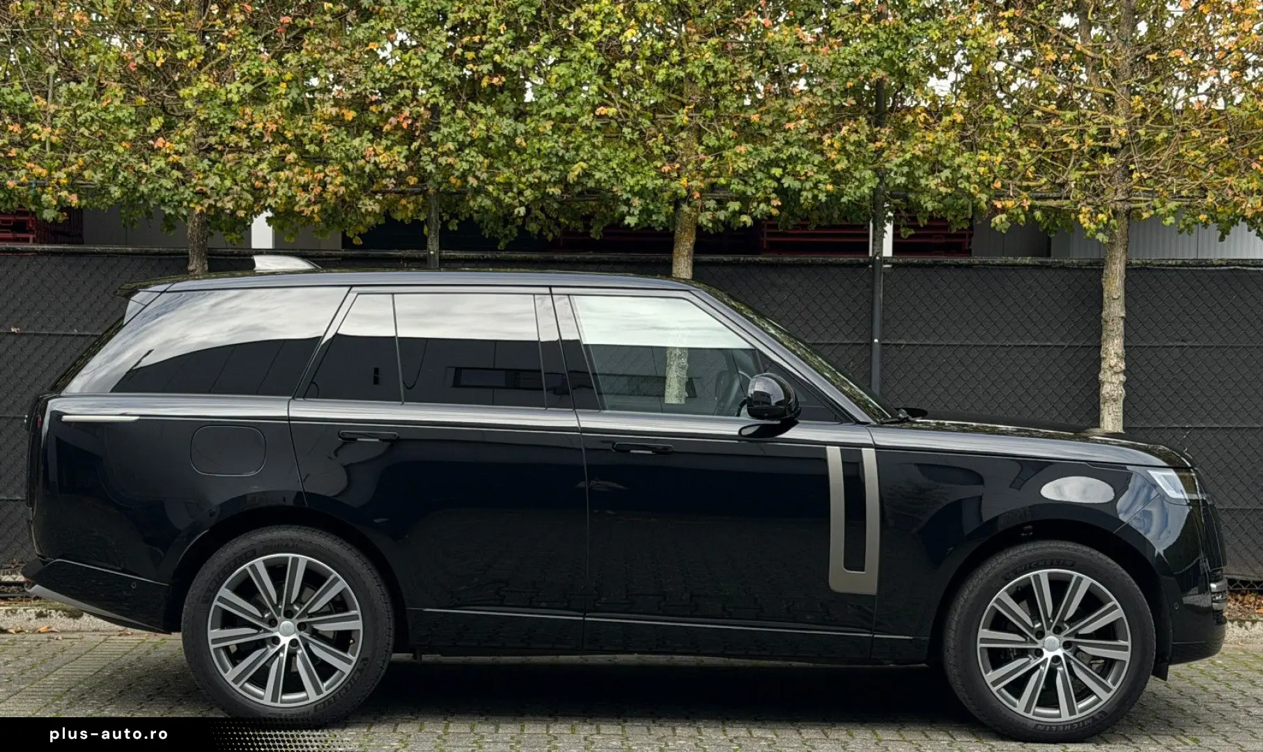 LAND ROVER Range Rover SE D300