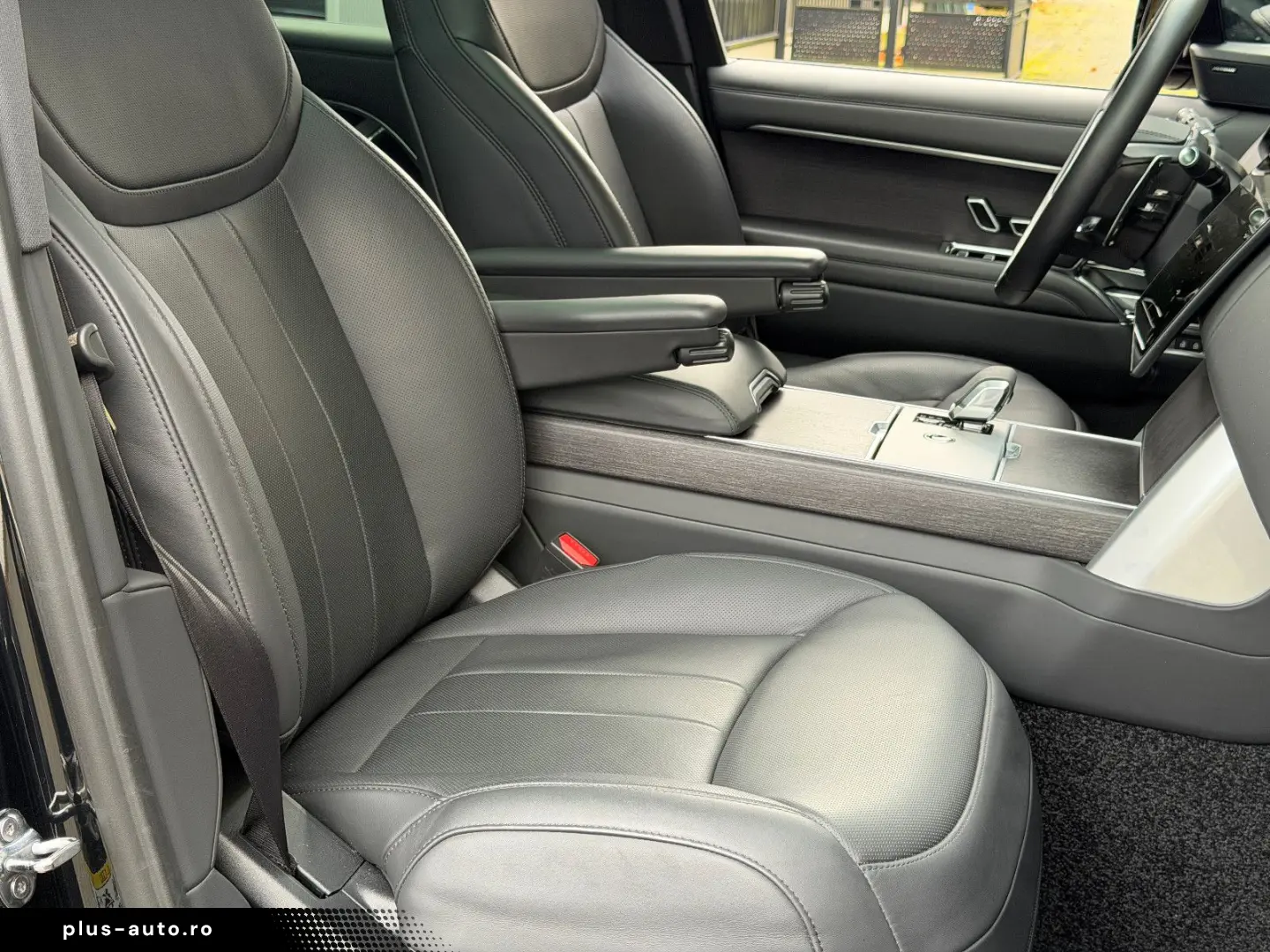 LAND ROVER Range Rover SE D300