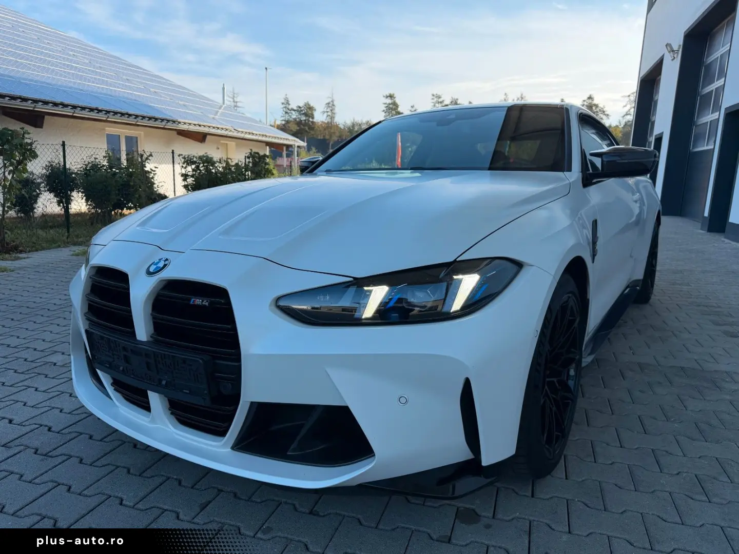 BMW M4 Coupe M-RACE TR. SCHALE KERAMIK CARBON MANUAL