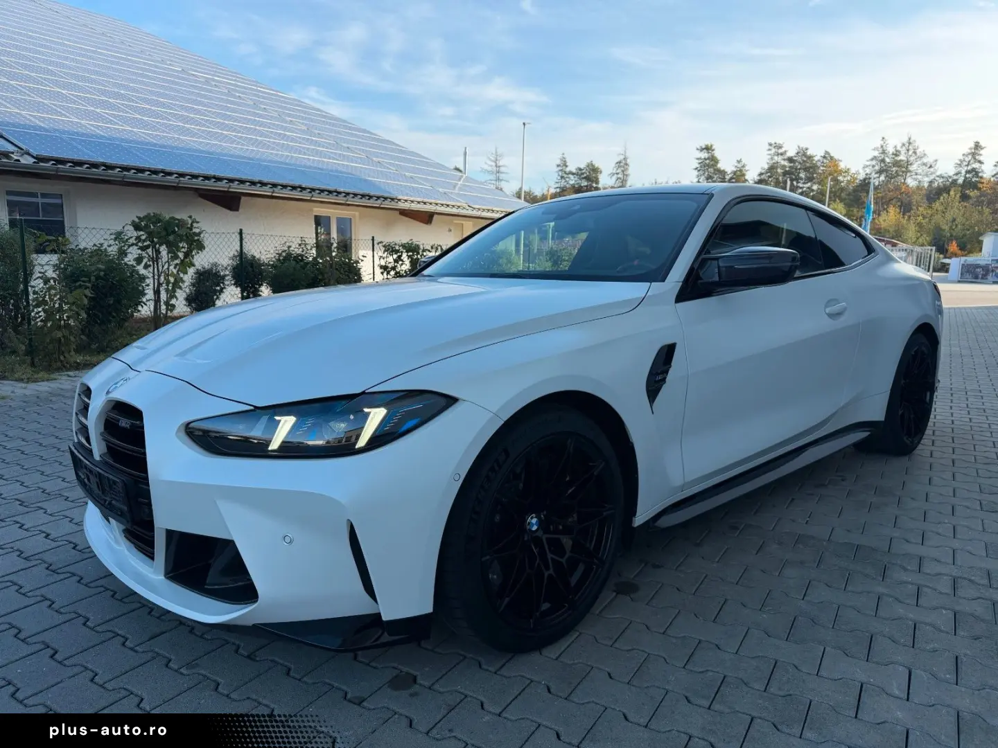 BMW M4 Coupe M-RACE TR. SCHALE KERAMIK CARBON MANUAL