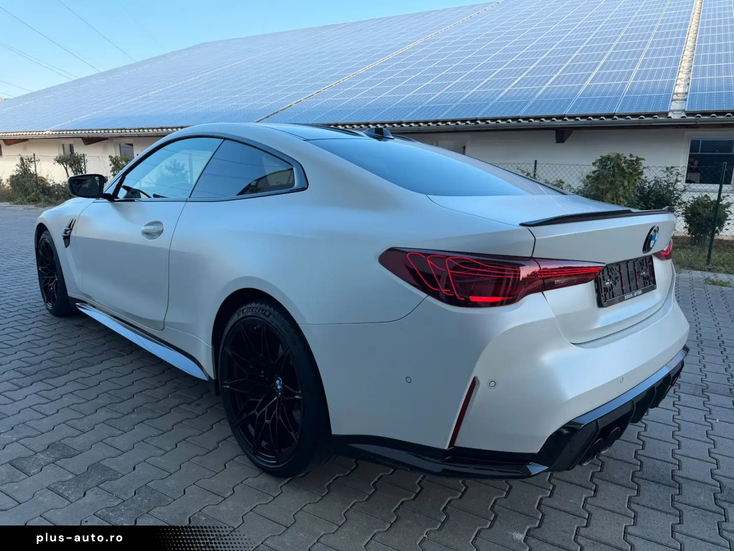 BMW M4 Coupe M-RACE TR. SCHALE KERAMIK CARBON MANUAL