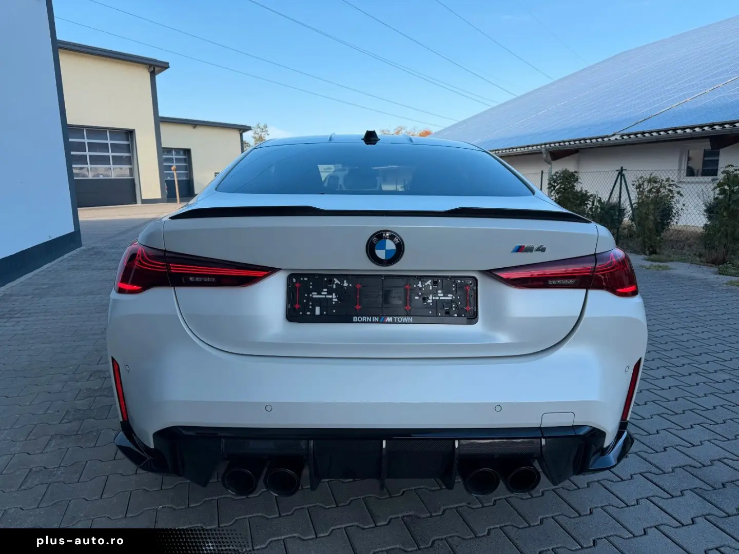 BMW M4 Coupe M-RACE TR. SCHALE KERAMIK CARBON MANUAL