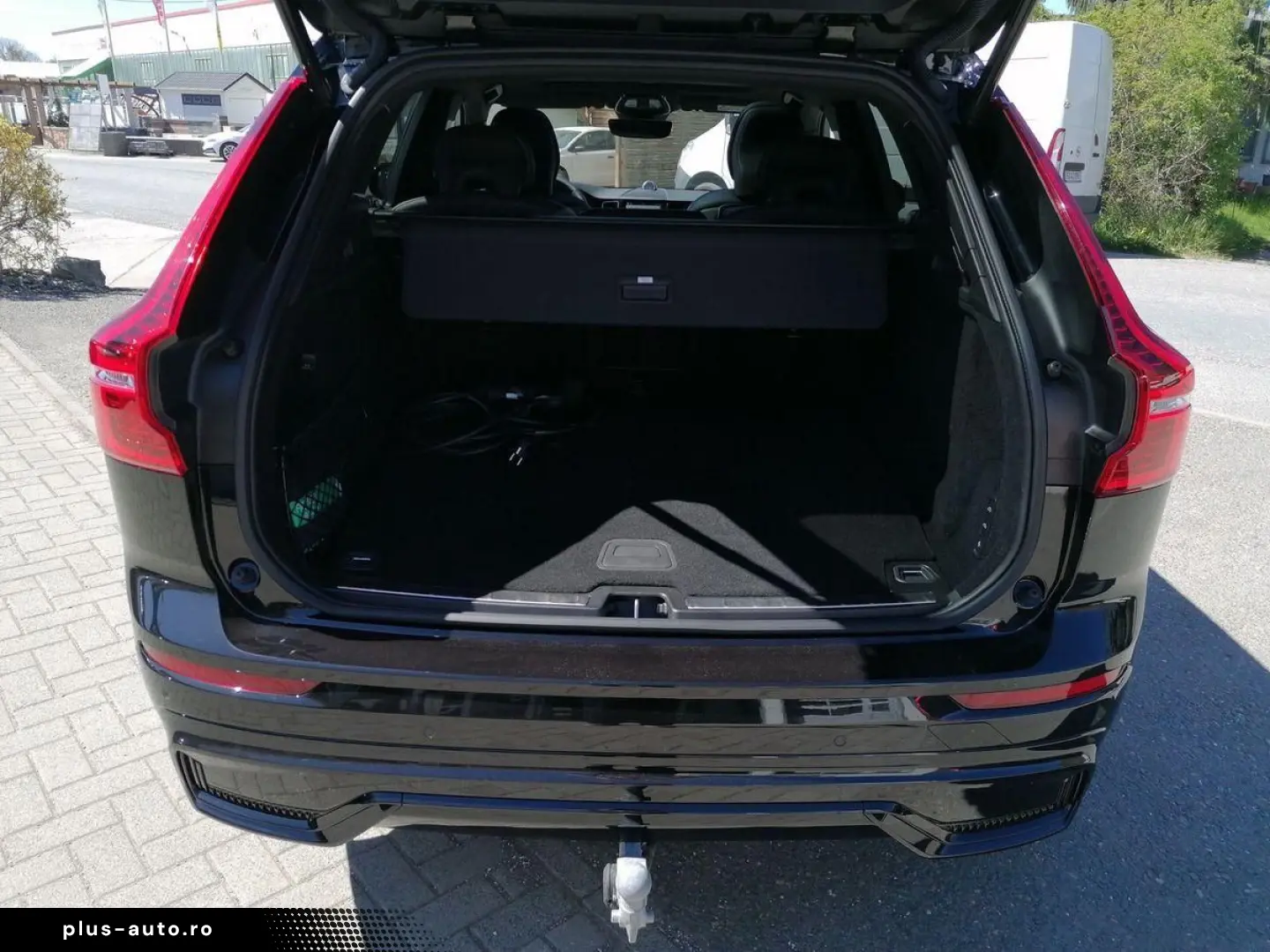 VOLVO XC60 T8 AWD Recharge Plus Black Edition 360  ACC