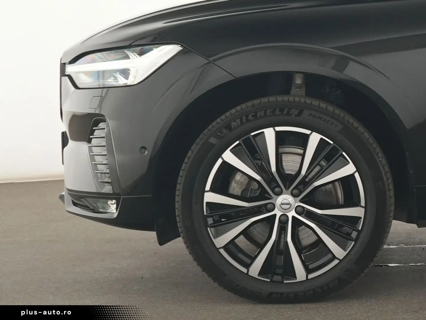 VOLVO XC60 Ultra Dark ACC Pano Business-Paket Pro AHK