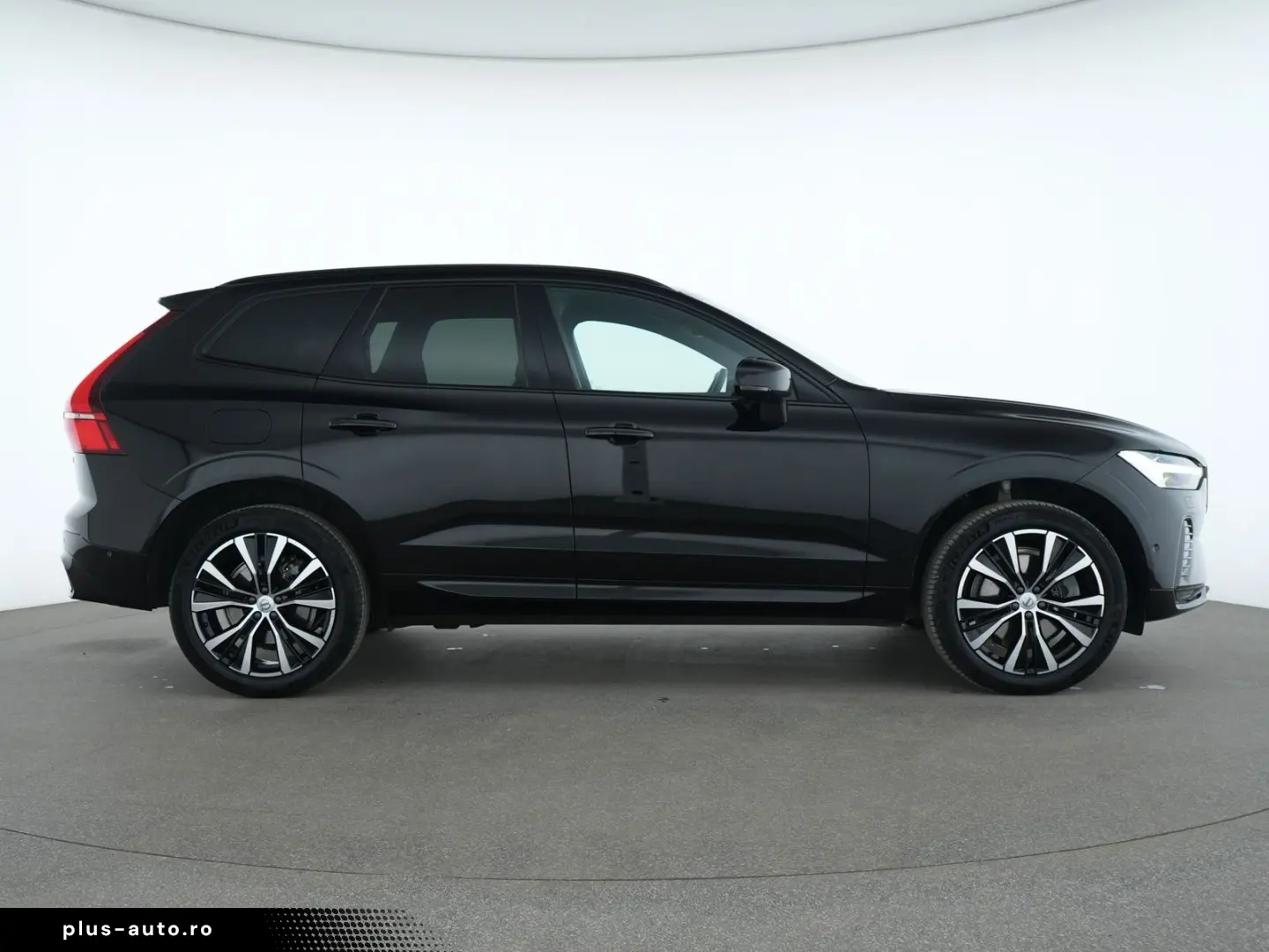 VOLVO XC60 Ultra Dark ACC Pano Business-Paket Pro AHK