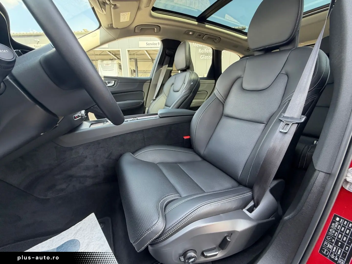 VOLVO XC60 Ultimate Dark T8 AWD HUD Luftfw El. Panodac