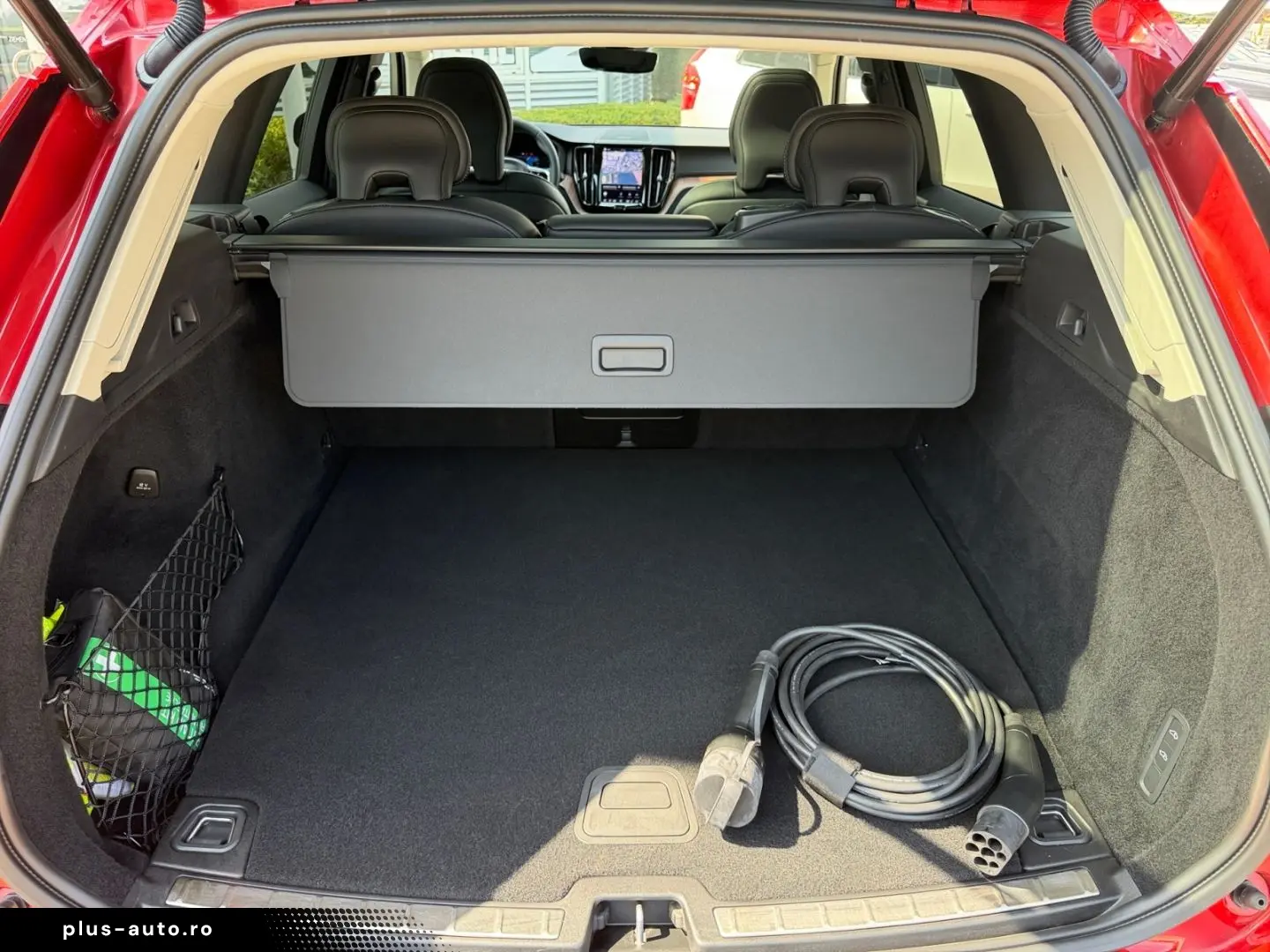 VOLVO XC60 Ultimate Dark T8 AWD HUD Luftfw El. Panodac