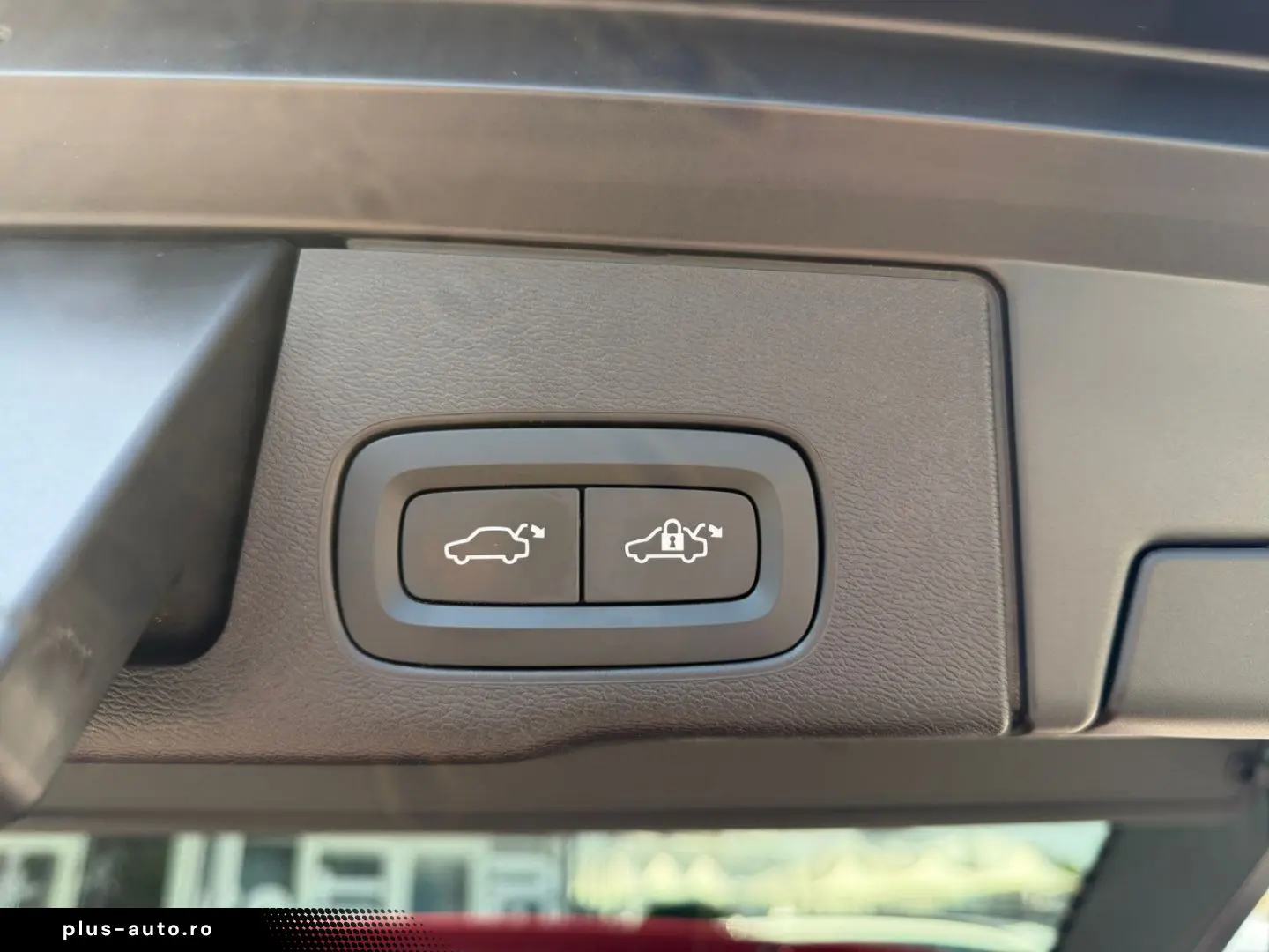 VOLVO XC60 Ultimate Dark T8 AWD HUD Luftfw El. Panodac