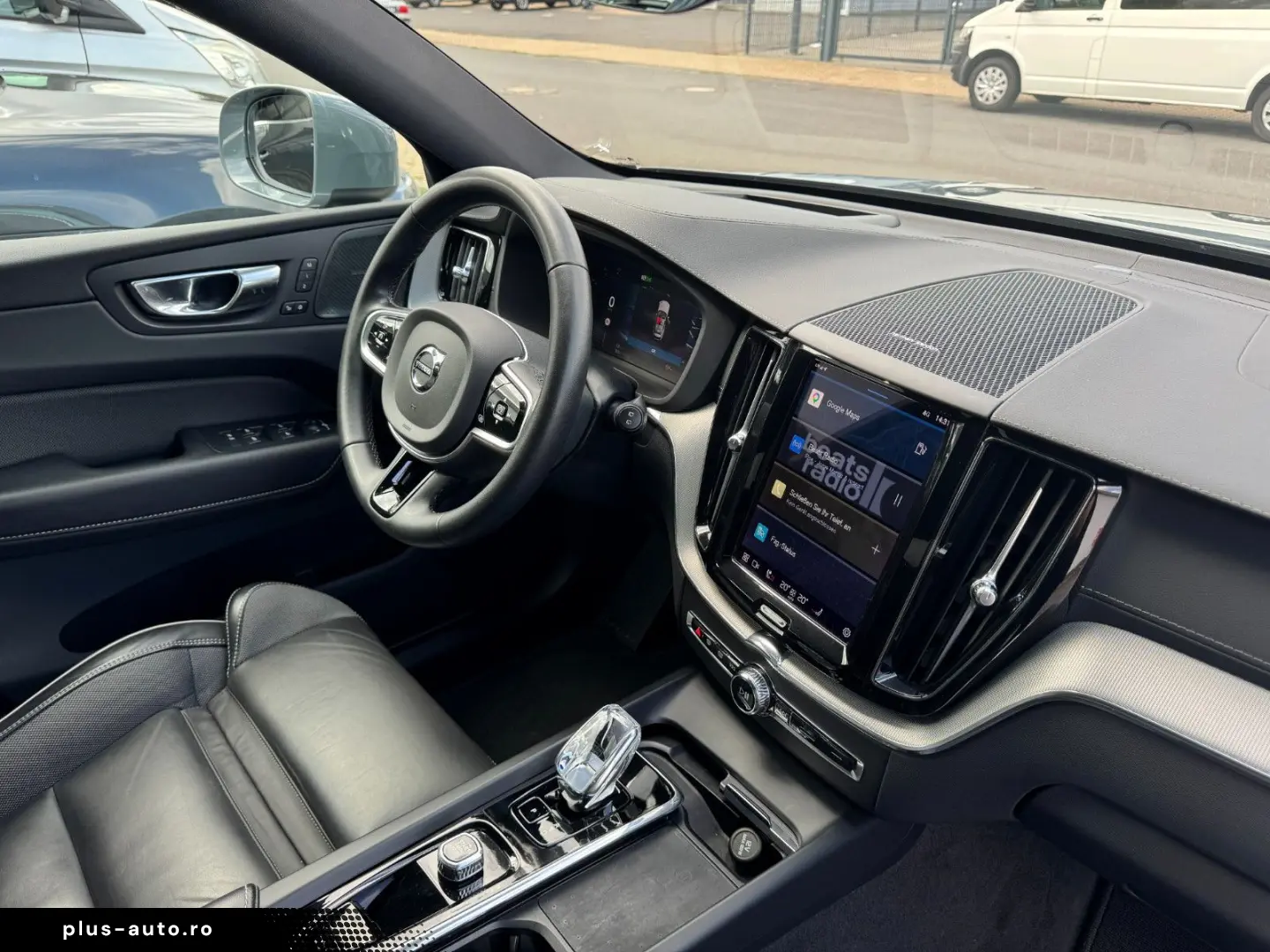 VOLVO XC60 B5 D Ultimate Bright AWD Pano HeadUp AHK