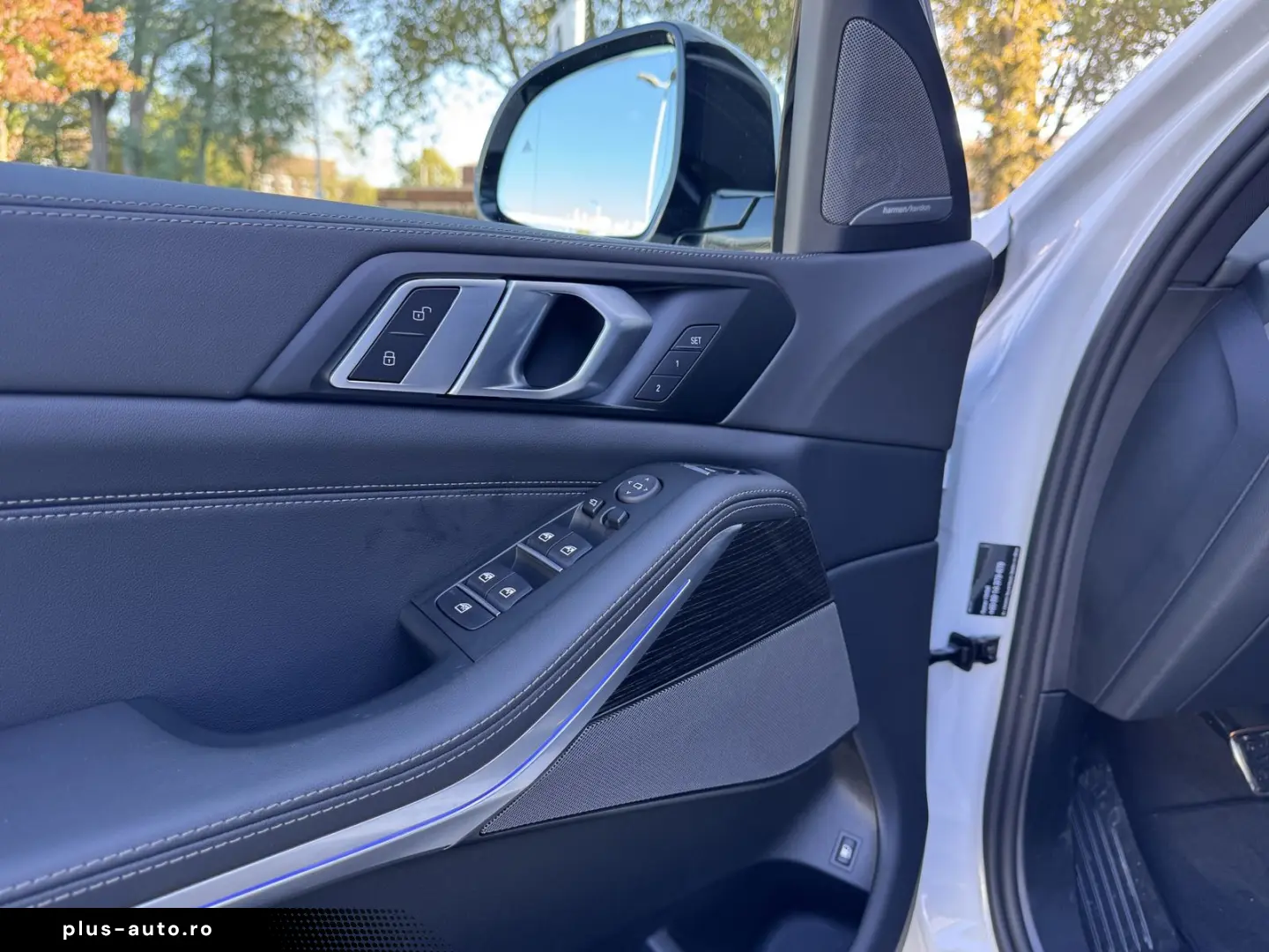 BMW X5 xDrive50e M Sport PANO AHK h&k DA-Prof 22
