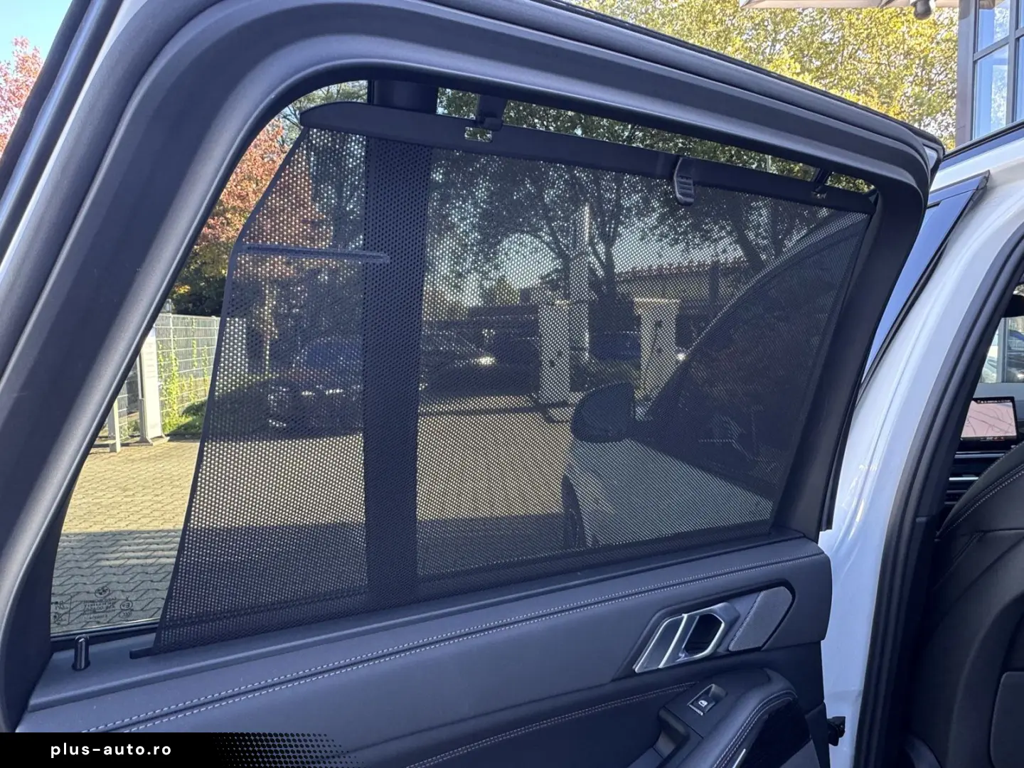 BMW X5 xDrive50e M Sport PANO AHK h&k DA-Prof 22