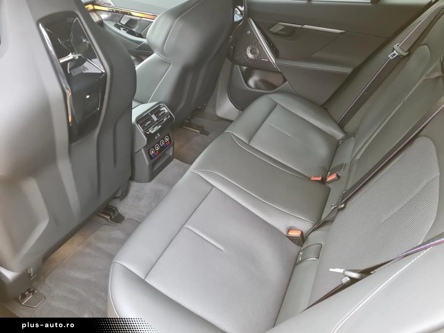 BMW M5 Touring Comfort DrivAssistPlus FFC Pano