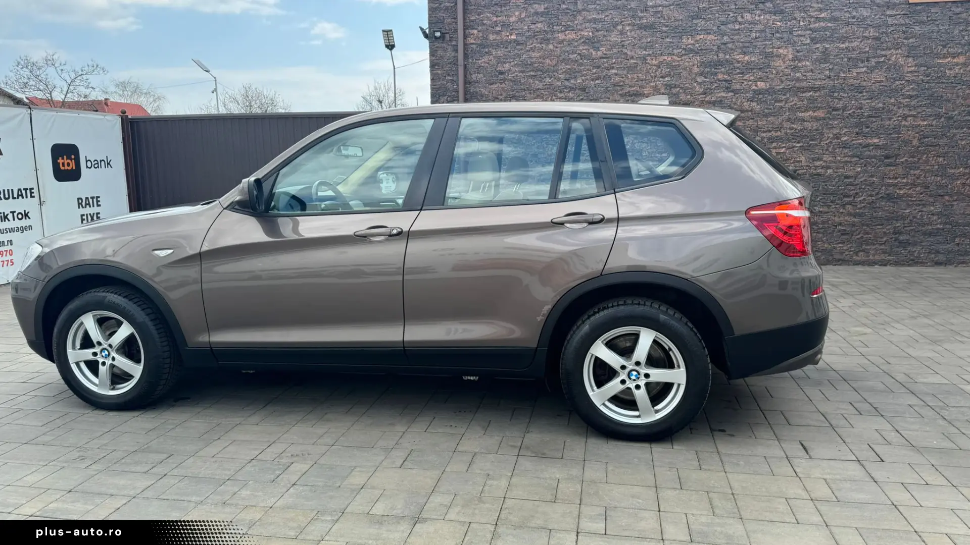 BMW X3 2011
