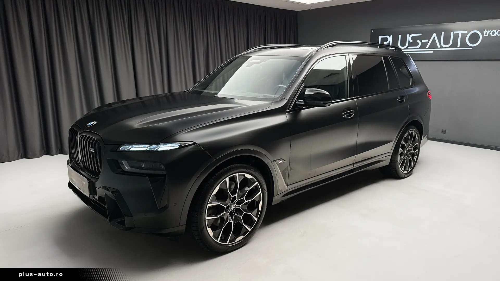 BMW X7 M60i xDrive! Full! Disponibila Imediat!