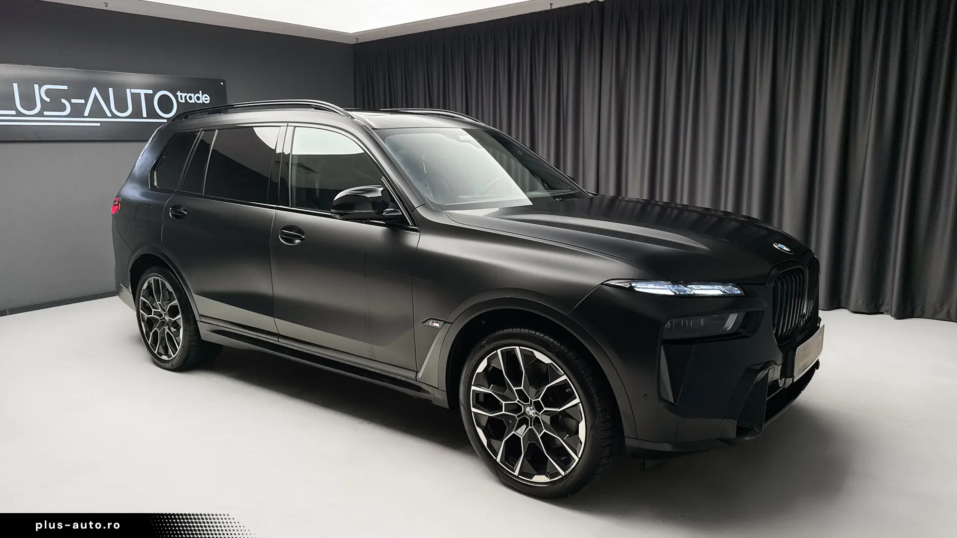 BMW X7 M60i xDrive! Full! Disponibila Imediat!