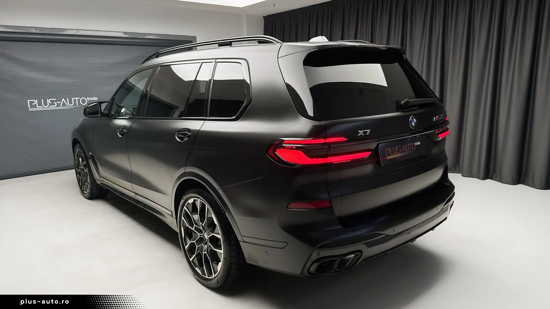 BMW X7 M60i xDrive! Full! Disponibila Imediat!