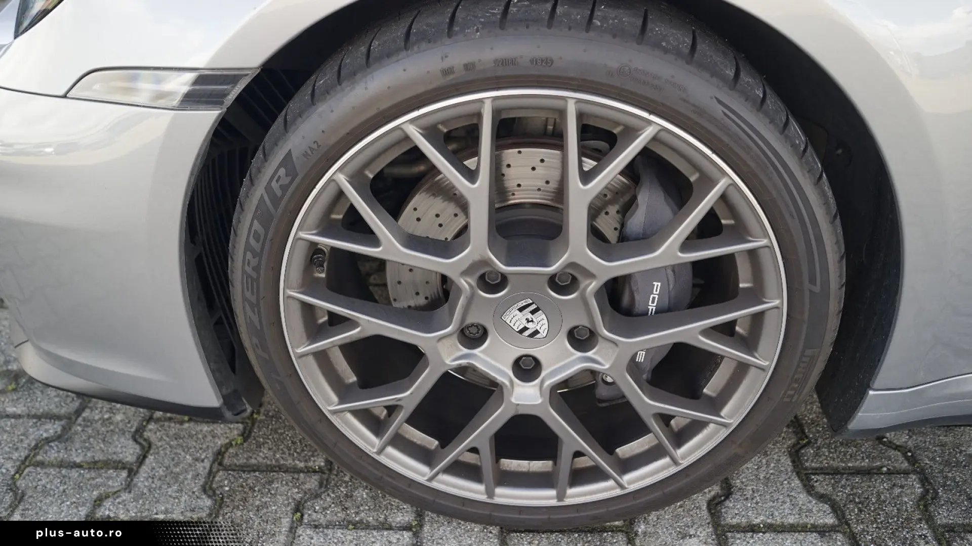 PORSCHE 911 Carrera 992.2 Bose Sportabgas Spyder