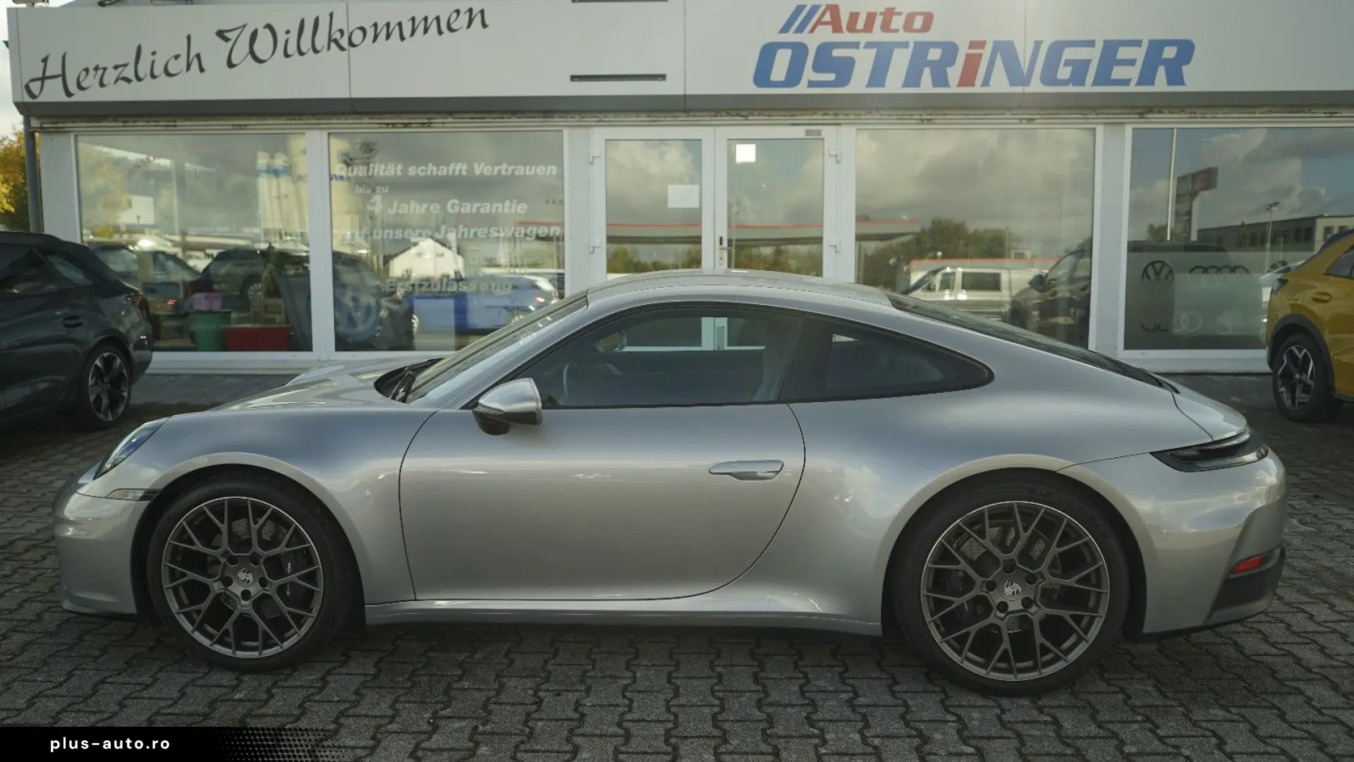 PORSCHE 911 Carrera 992.2 Bose Sportabgas Spyder