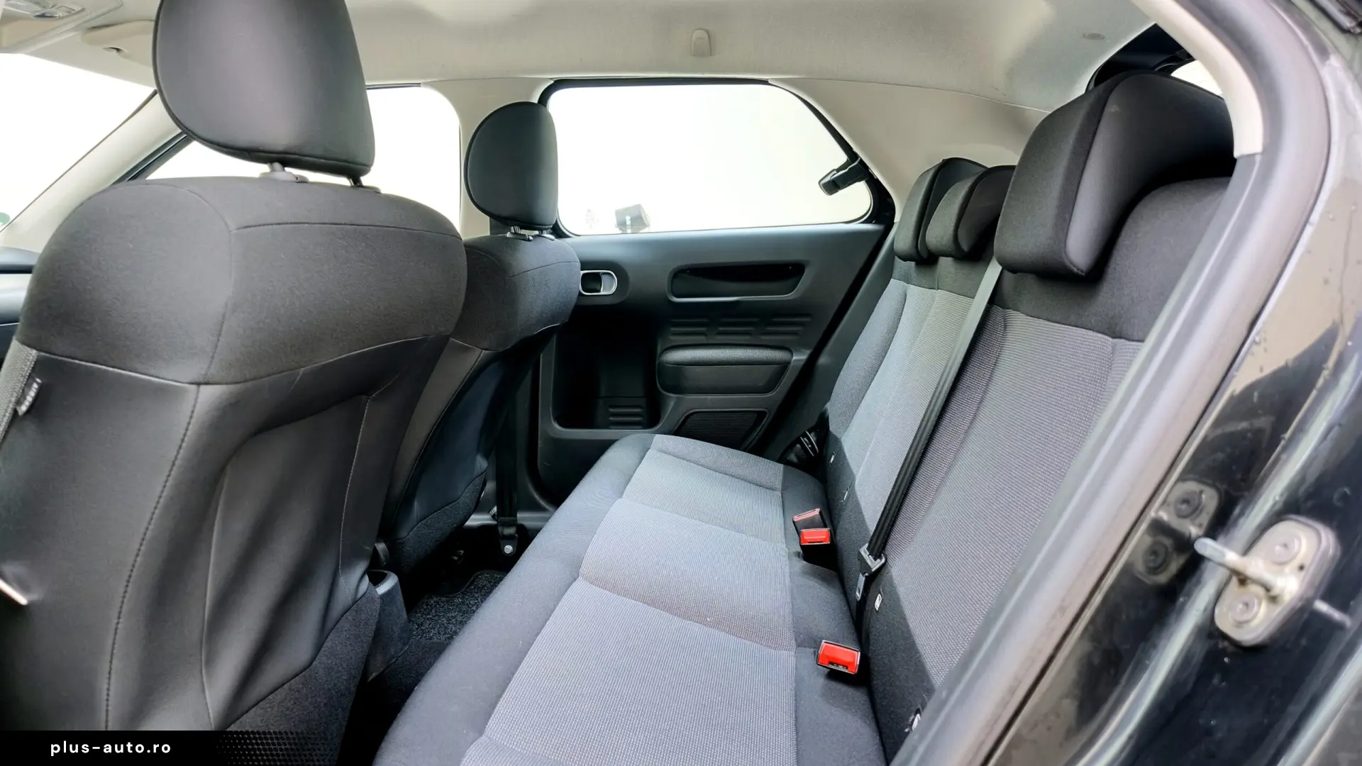CITROEN   C4 CACTUS   1.2 BENZINA   110CP   An 2015   Euro 6
