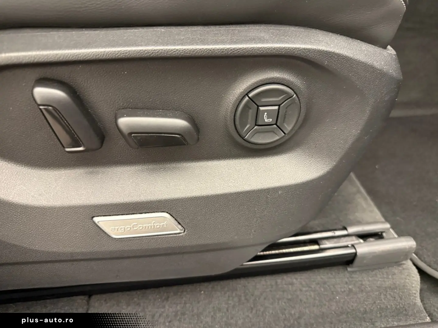 VW Touareg PA V6 eHybrid 4M Elegance LuftLederPano