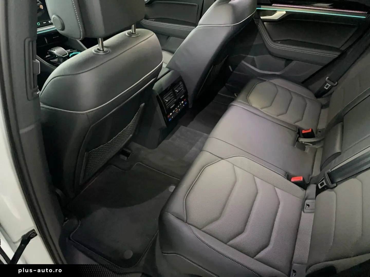 VW Touareg 3.0 V6 TDI R-Line 4Motion 3.0 TDI 210 kW