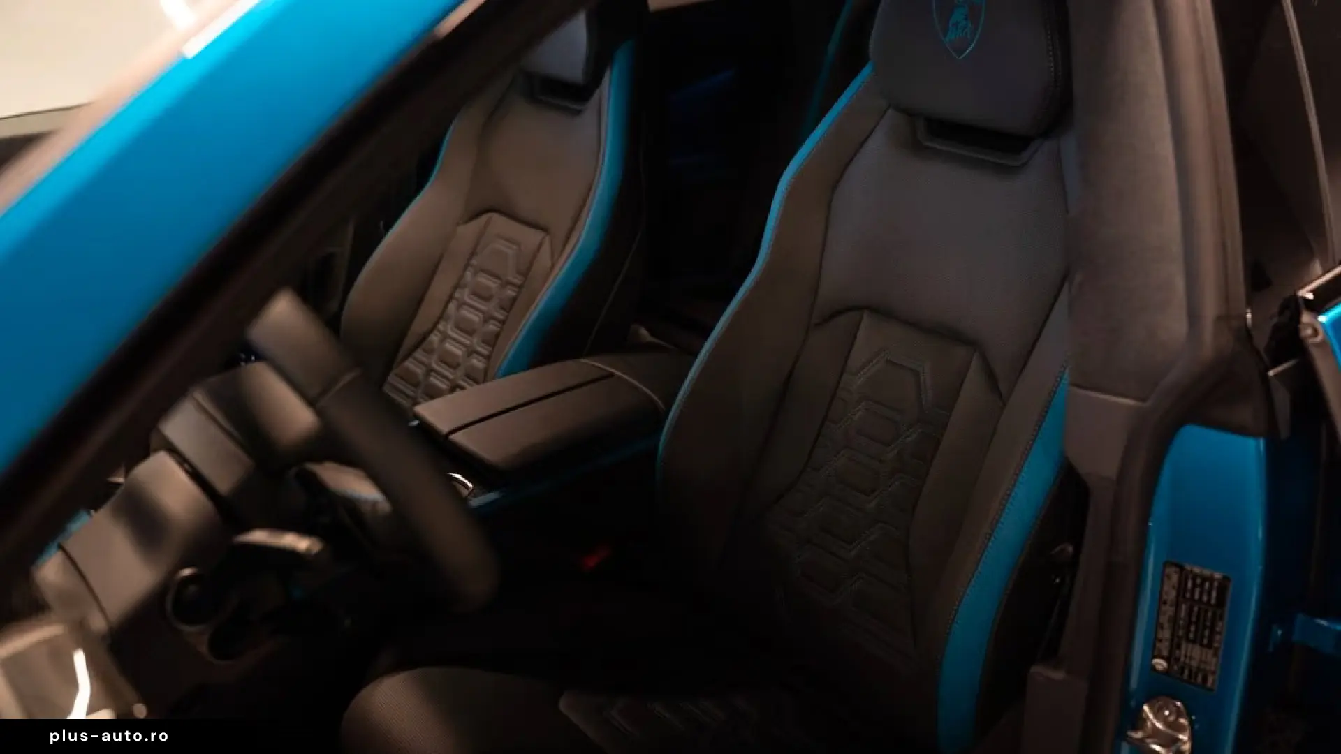 LAMBORGHINI URUS SE CARBON SPORTIVO B&O 3D • MASAJ