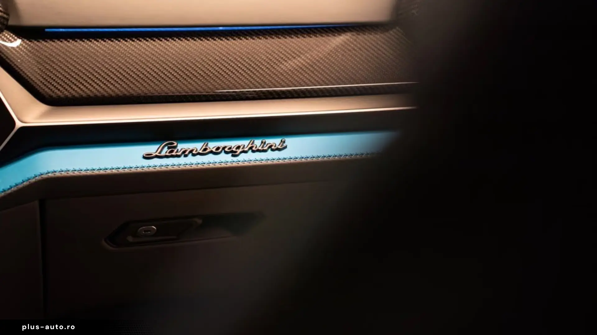 LAMBORGHINI URUS SE CARBON SPORTIVO B&O 3D • MASAJ