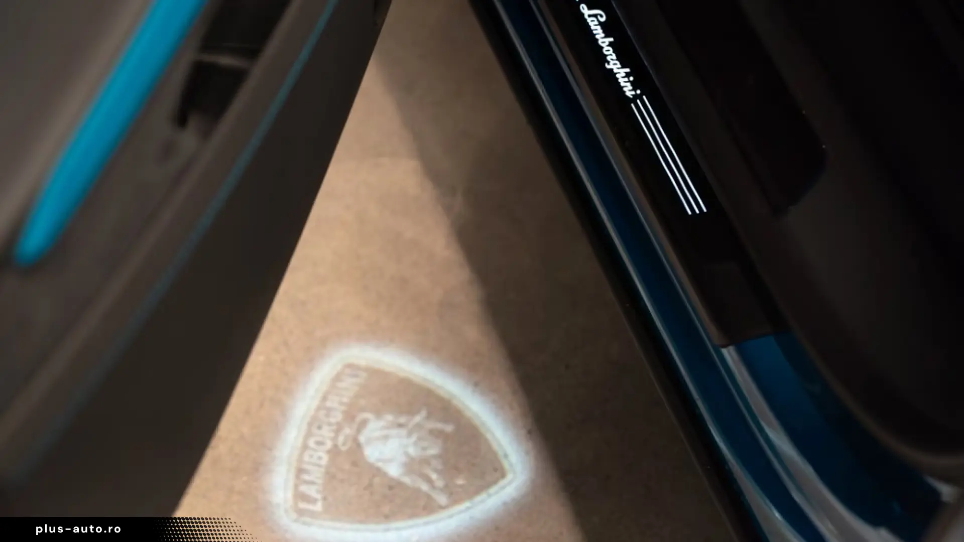 LAMBORGHINI URUS SE CARBON SPORTIVO B&O 3D • MASAJ