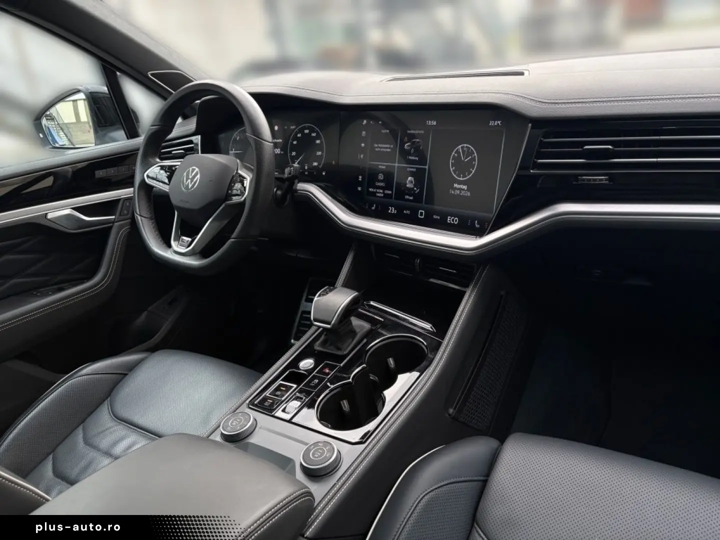 VW Touareg 3.0 TDI R-Line 4M PANO AHK STAHZG LUFT