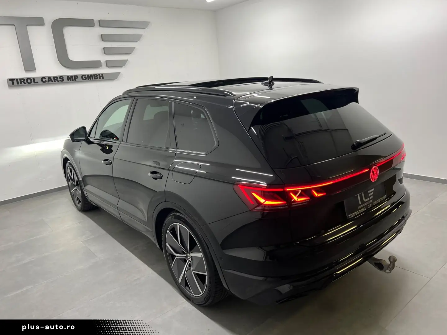 VW Touareg 3.0 TSI eHybrid R  IQ Drive  Pano  AHK