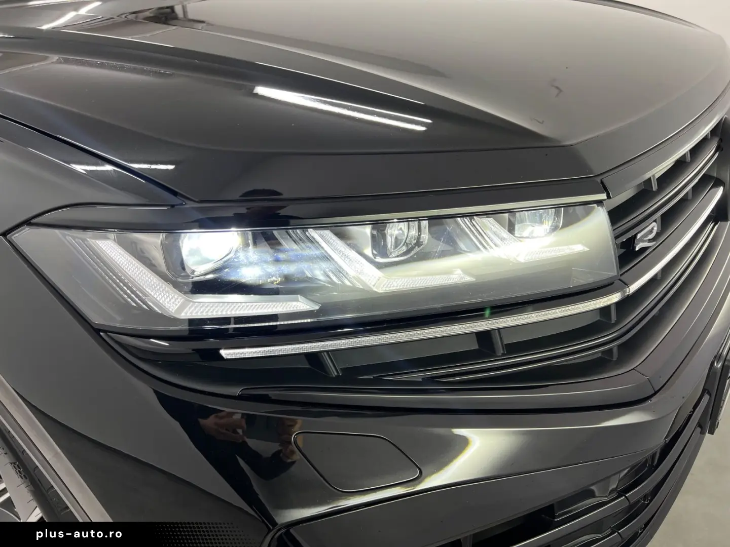 VW Touareg 3.0 TSI eHybrid R  IQ Drive  Pano  AHK