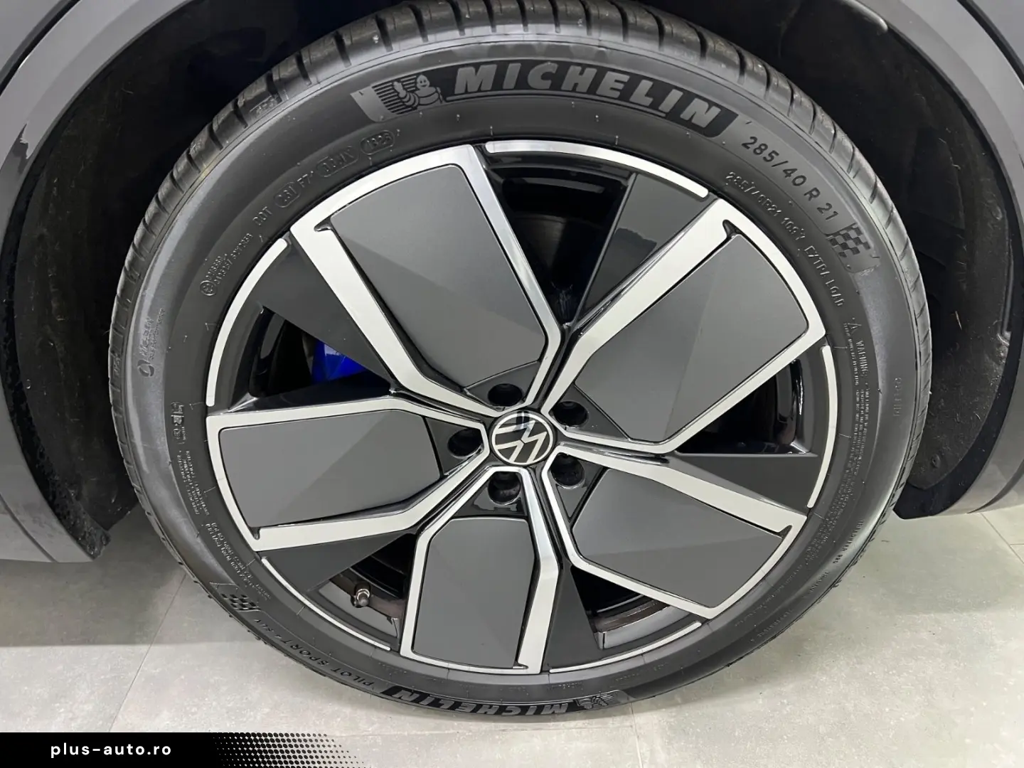 VW Touareg 3.0 TSI eHybrid R  IQ Drive  Pano  AHK