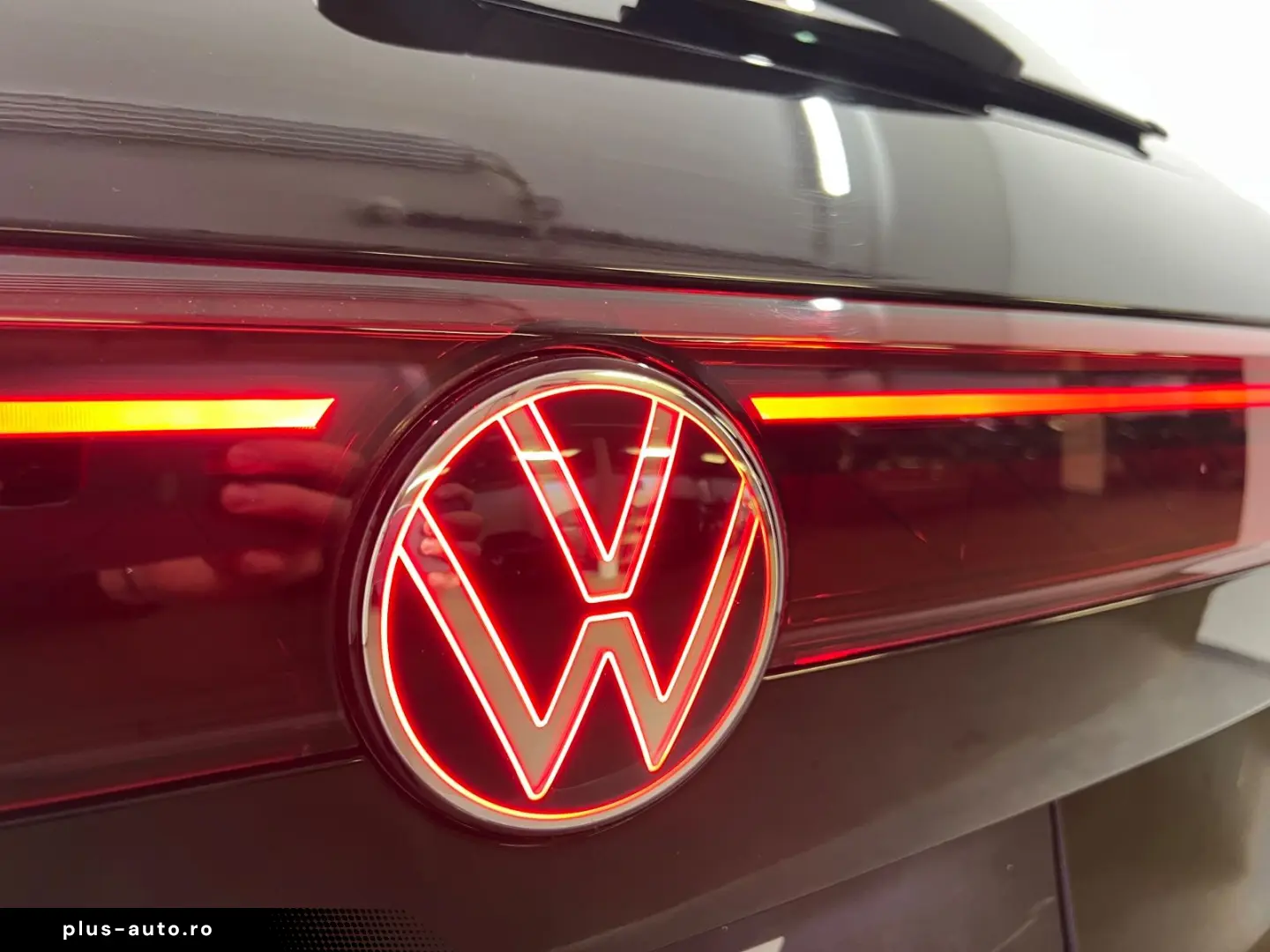 VW Touareg 3.0 TSI eHybrid R  IQ Drive  Pano  AHK