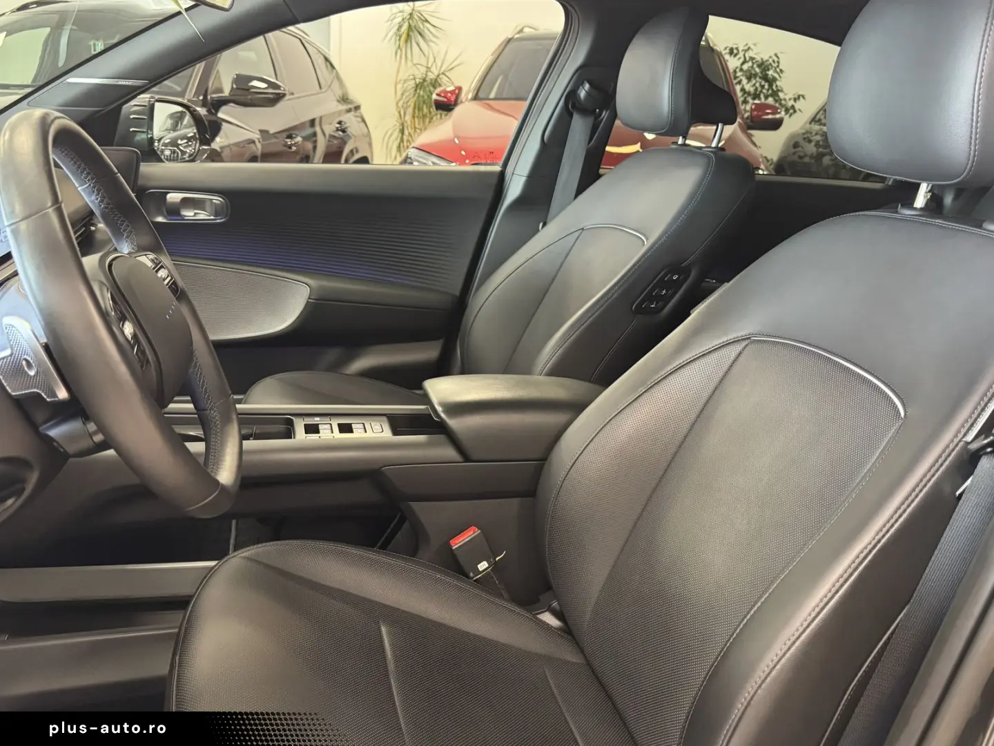 HYUNDAI Ioniq 6 Uniq 4WD BOSE ACC LED Leder CarPlay 1H
