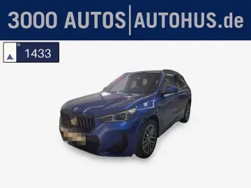 BMW X1 xDrive23i M Sportpaket T-Leder Navi LED Pano