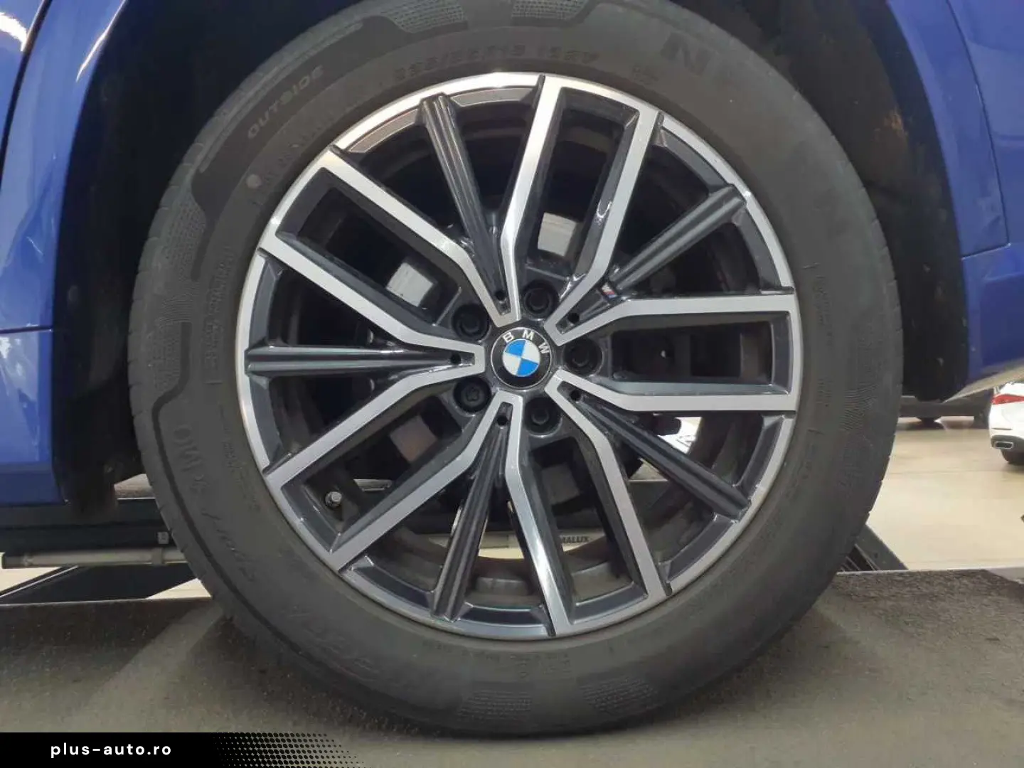 BMW X1 xDrive23i M Sportpaket T-Leder Navi LED Pano