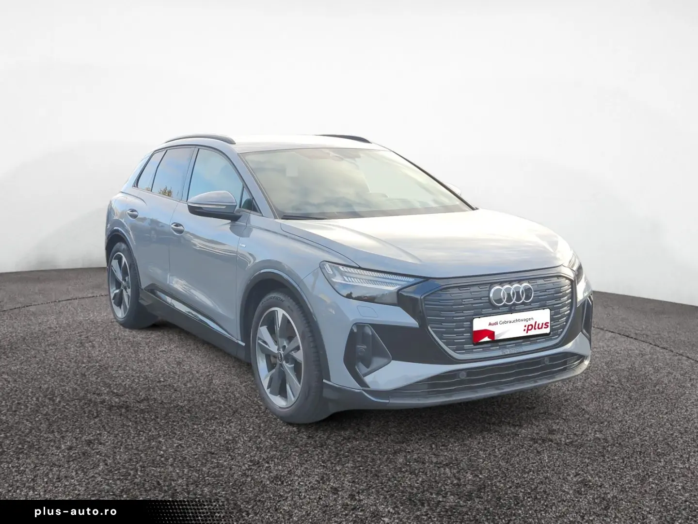 AUDI Q4 45 e-tron quattro S line 77kWh Matrix Keyless