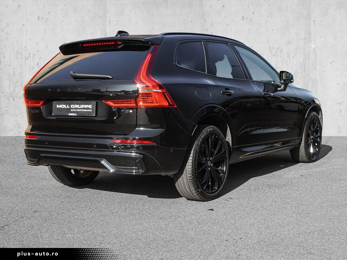 VOLVO XC60 T8 AWD Black Edition Plus Plug-in Hybrid AH