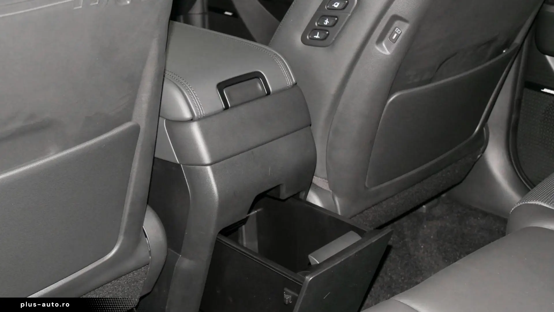HYUNDAI SANTA FE BLACKLINE 253 CP PLUG-IN HYBRID