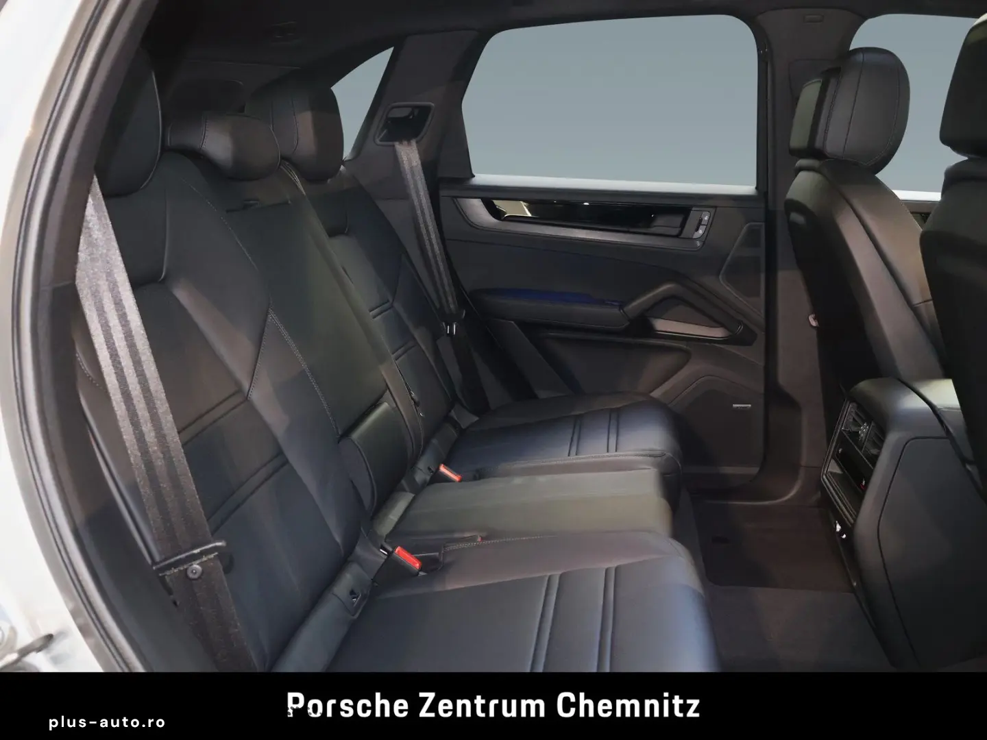 PORSCHE Cayenne E-Hybrid Black Edition!;Massage;Head-Up;