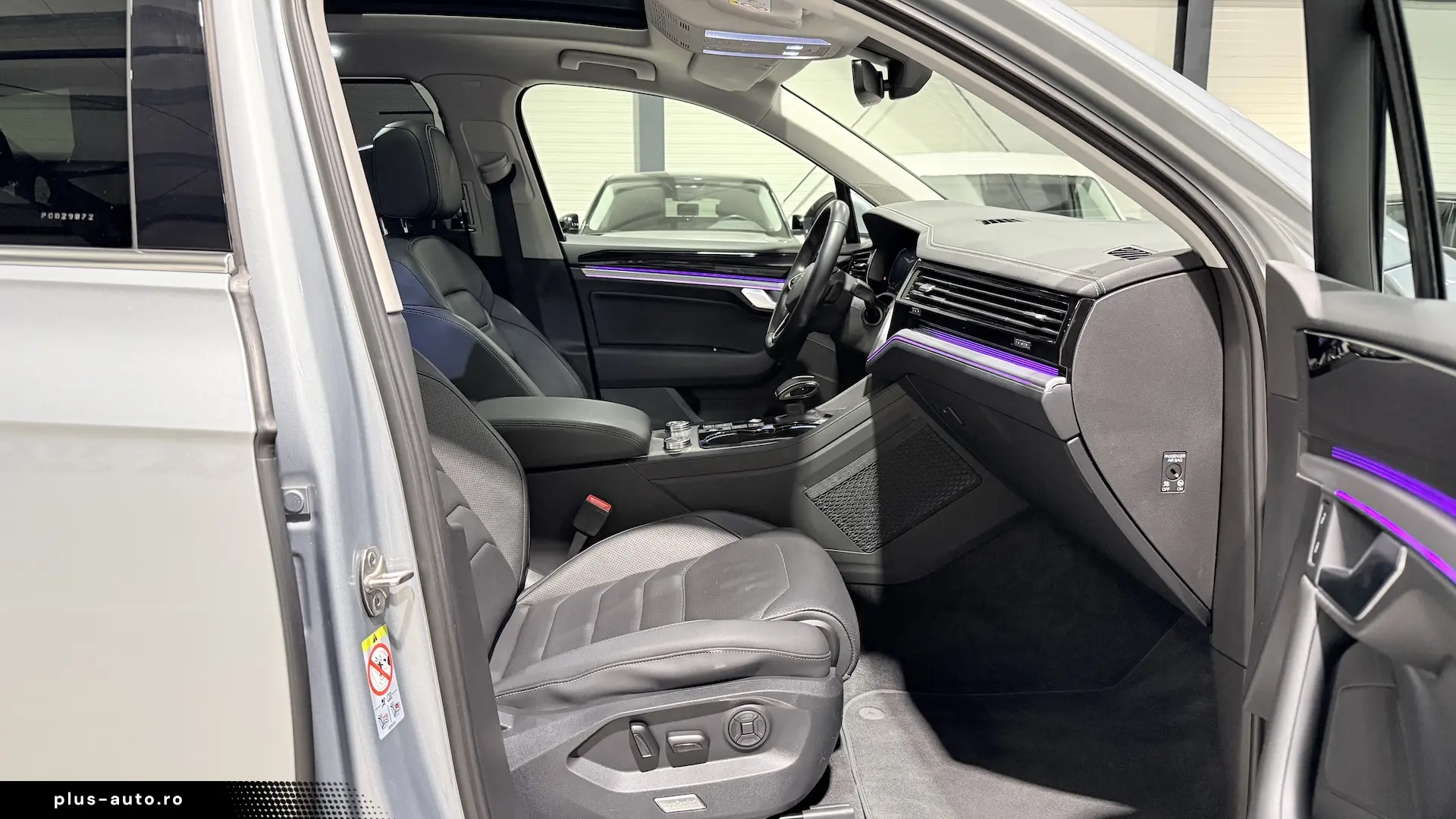 VW Touareg eHybrid Ventilatie Panoramic IQ Light Keyless