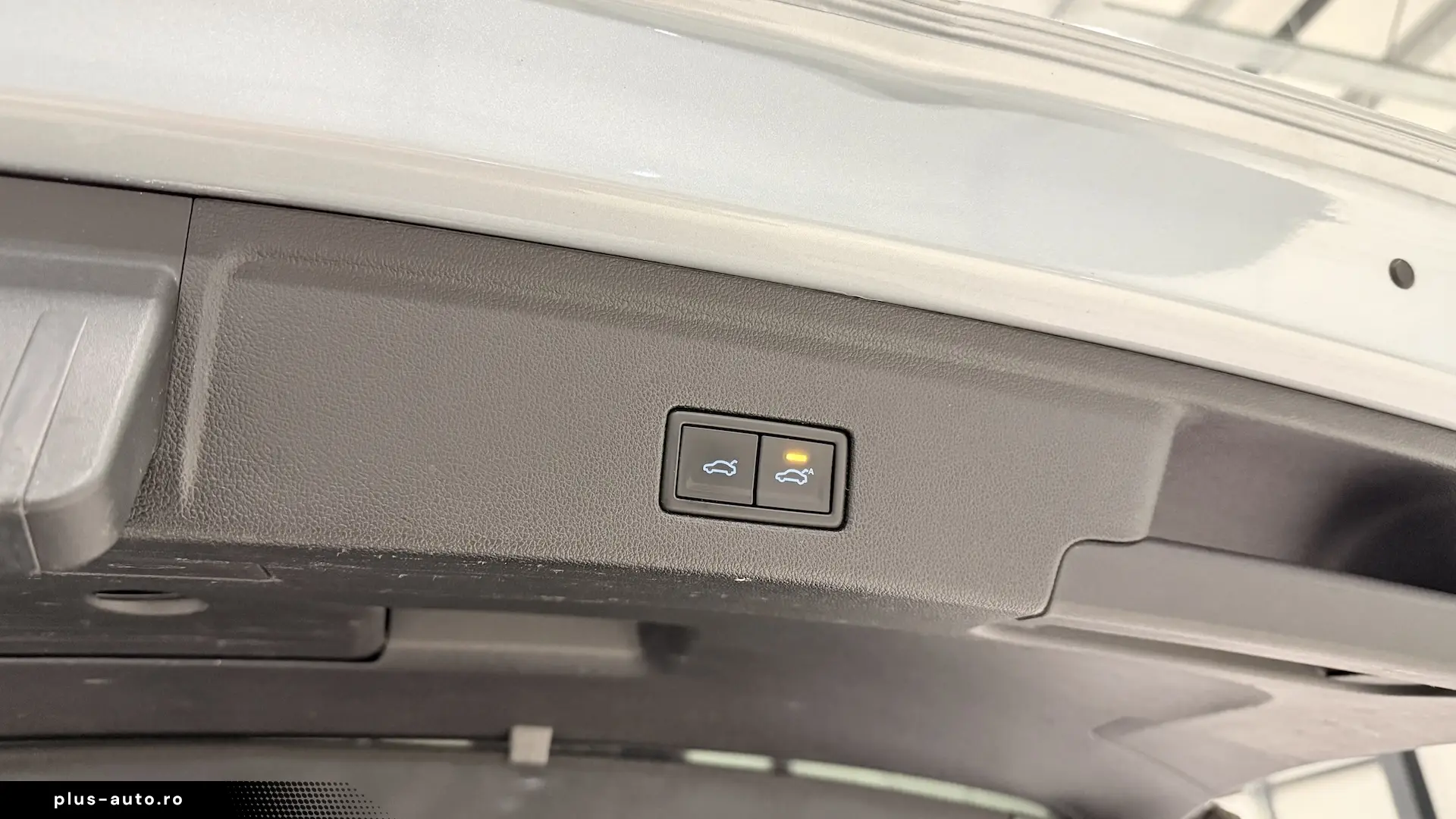 VW Touareg eHybrid Ventilatie Panoramic IQ Light Keyless