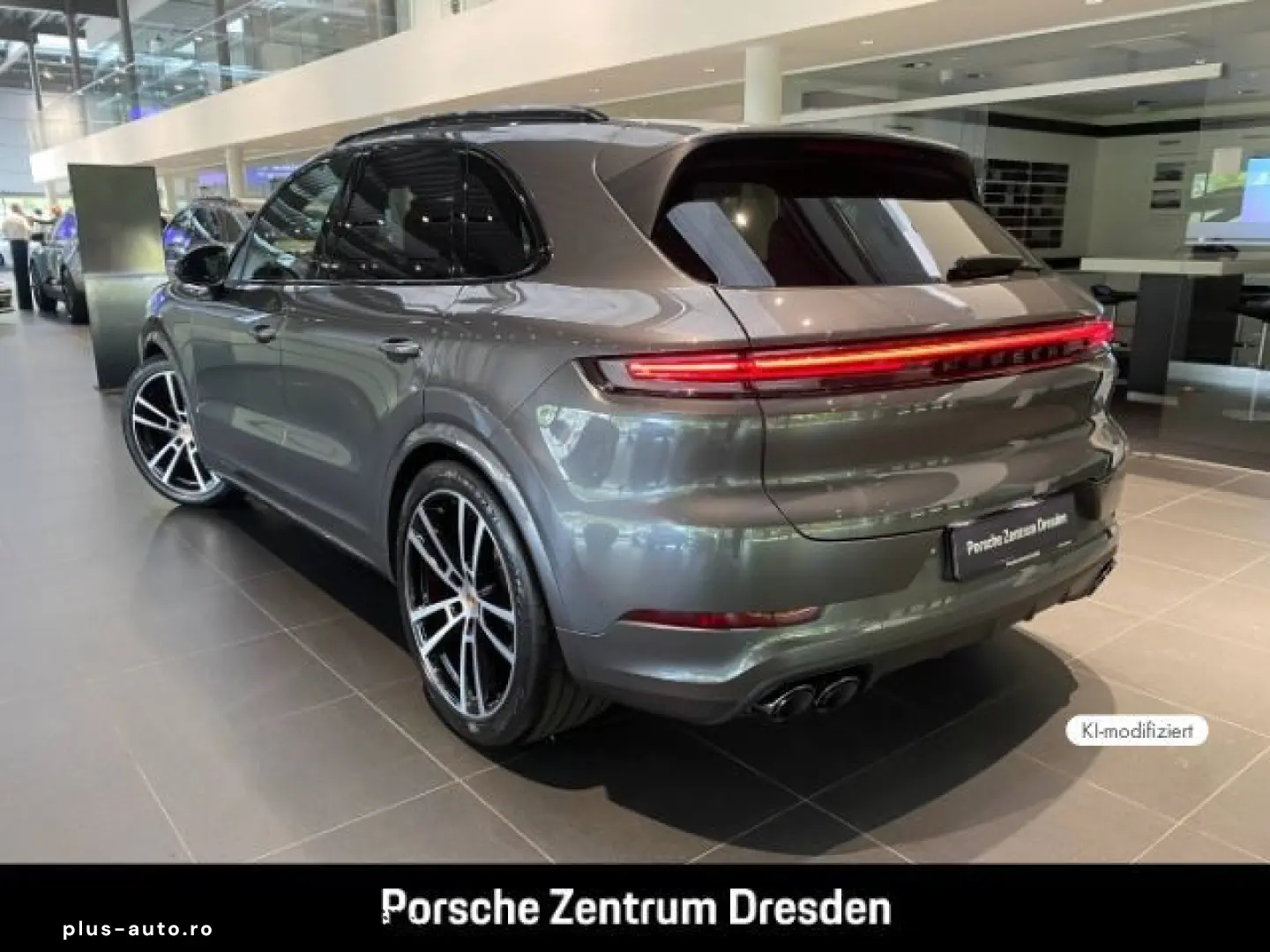 PORSCHE Cayenne S Panorama AHK Chrono Bose Sitzheiz. v h